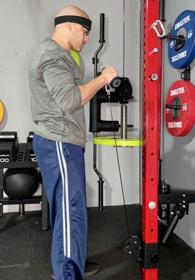 UClips W Grip Review - Triceps, Back, & Biceps Attachment